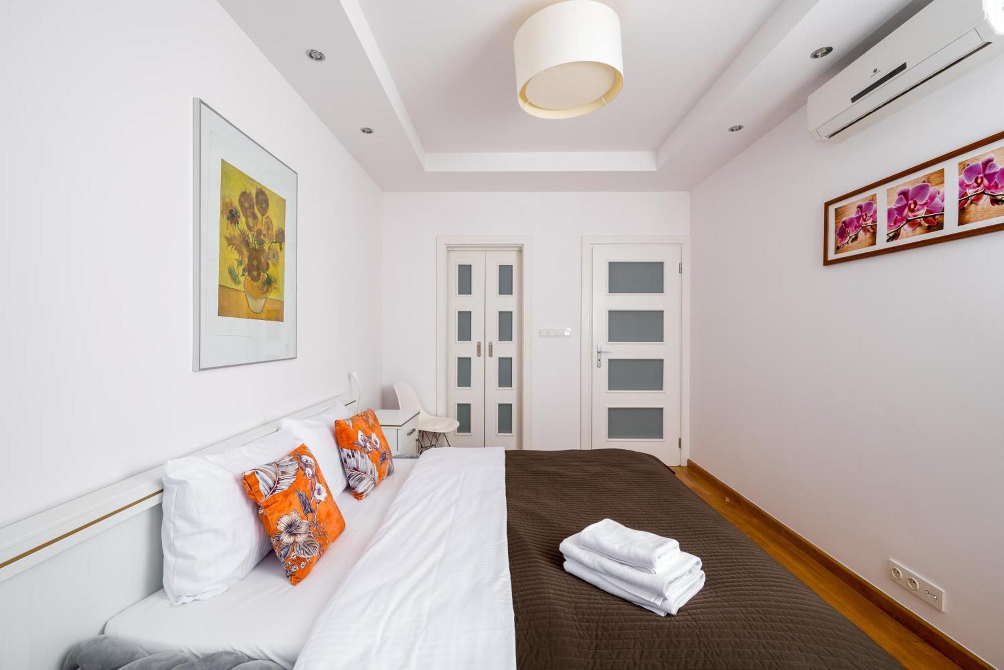 Strzelcow 2-bedroom Apartament